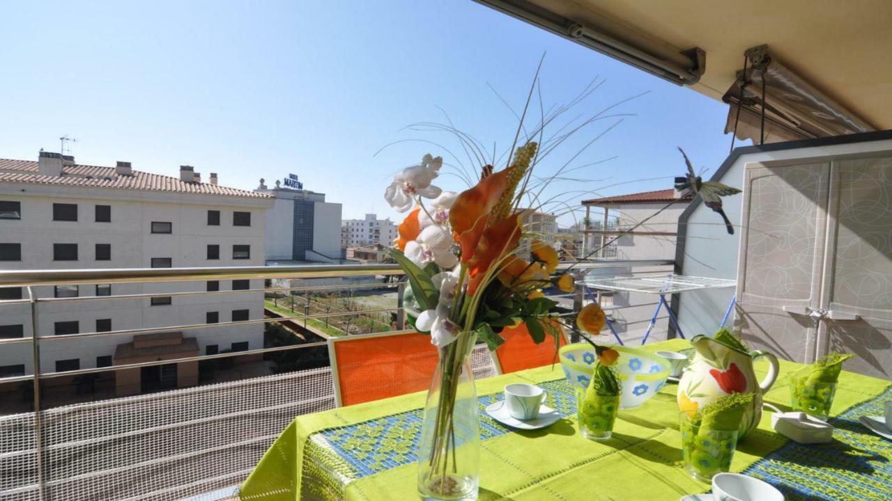 Roses Confort Beach Ev Milleni Bagian luar foto