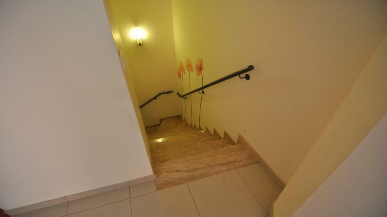 Roses Confort Beach Ev Milleni Bagian luar foto