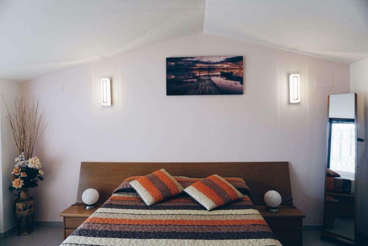 Roses Confort Beach Ev Milleni Bagian luar foto
